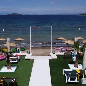 Neo Cunda Ayvalı